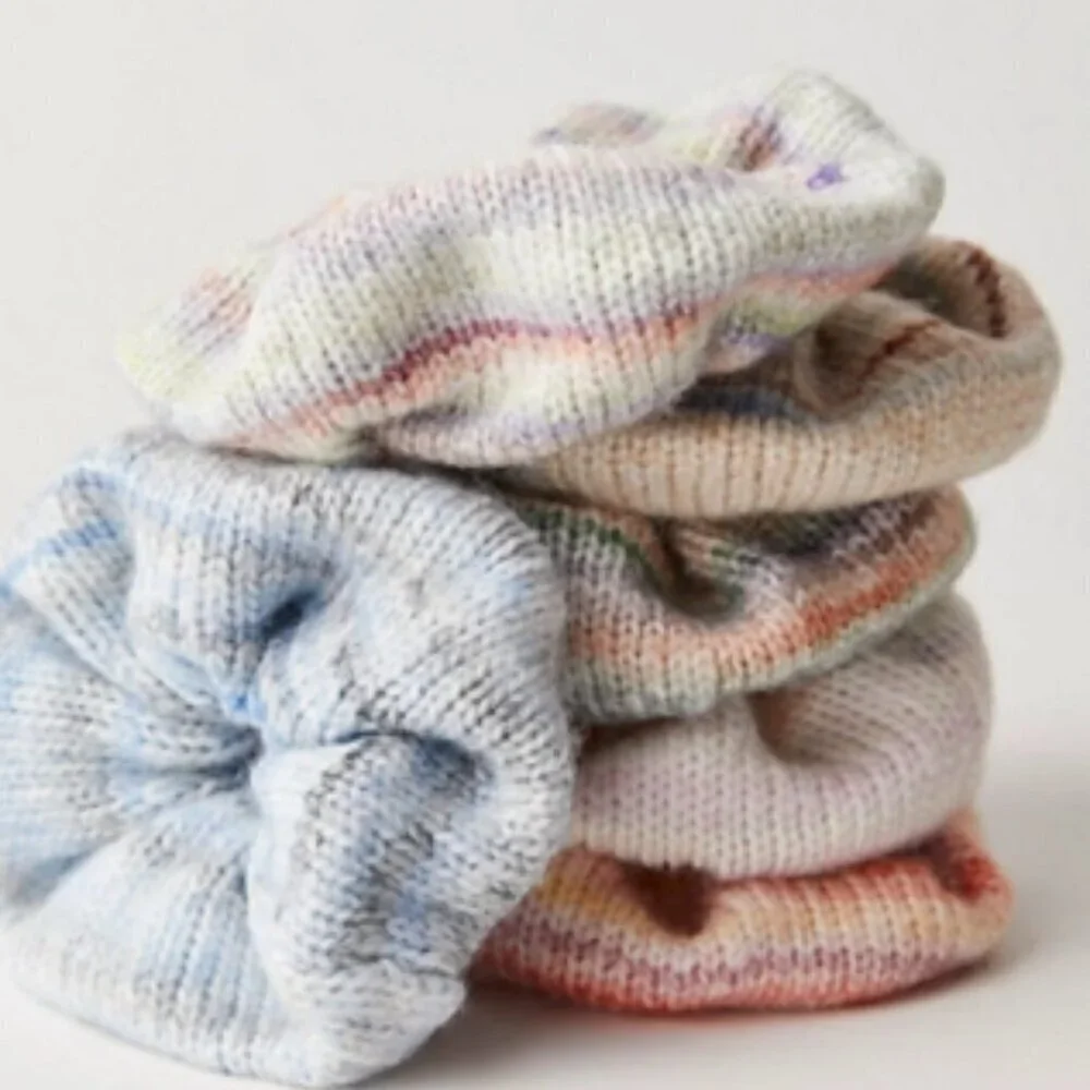 NWT Free People Nina Fairy Floss Jumbo Knit Scrunchie